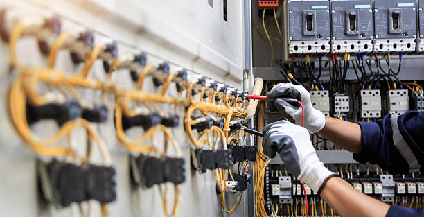 Professional Electrician technician working in Narragansett Pier, RI